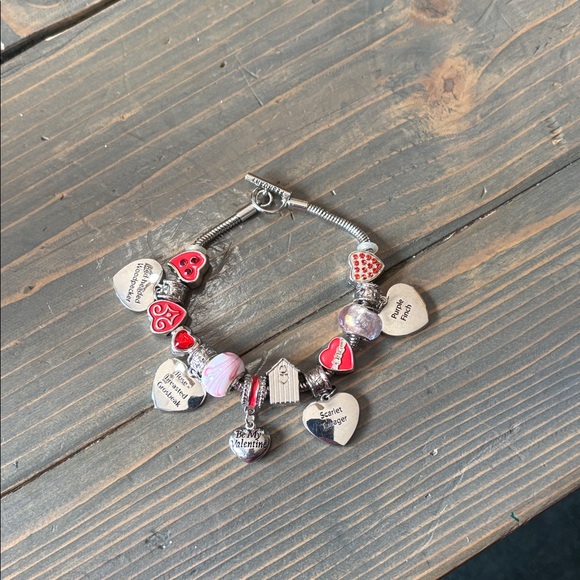 Valentine’s Charm Bracelet ❤️ - Picture 2 of 5